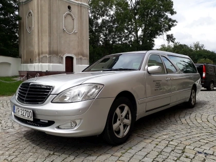 Samochody Domu Pogrzebowego Śrubarek